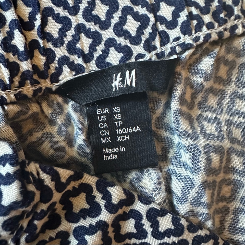 Geometric Pattern Lightweight Ankle Pants - image 3